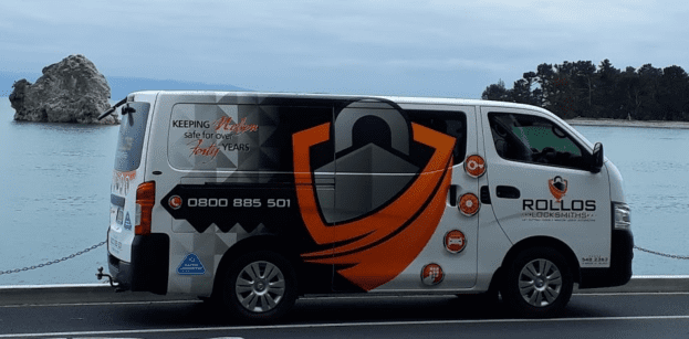 New car sign writing